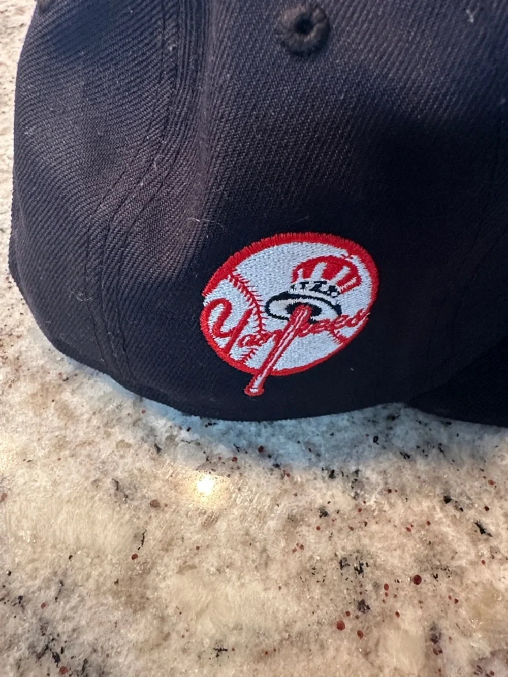 Navy NY Yankees youth cap with snap back